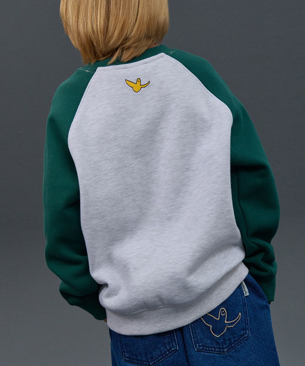 마크곤잘레스 키즈(MARK GONZALES KIDS) 곤잘레스 라글란 맨투맨_화이트멜란지_MG54TM05WM