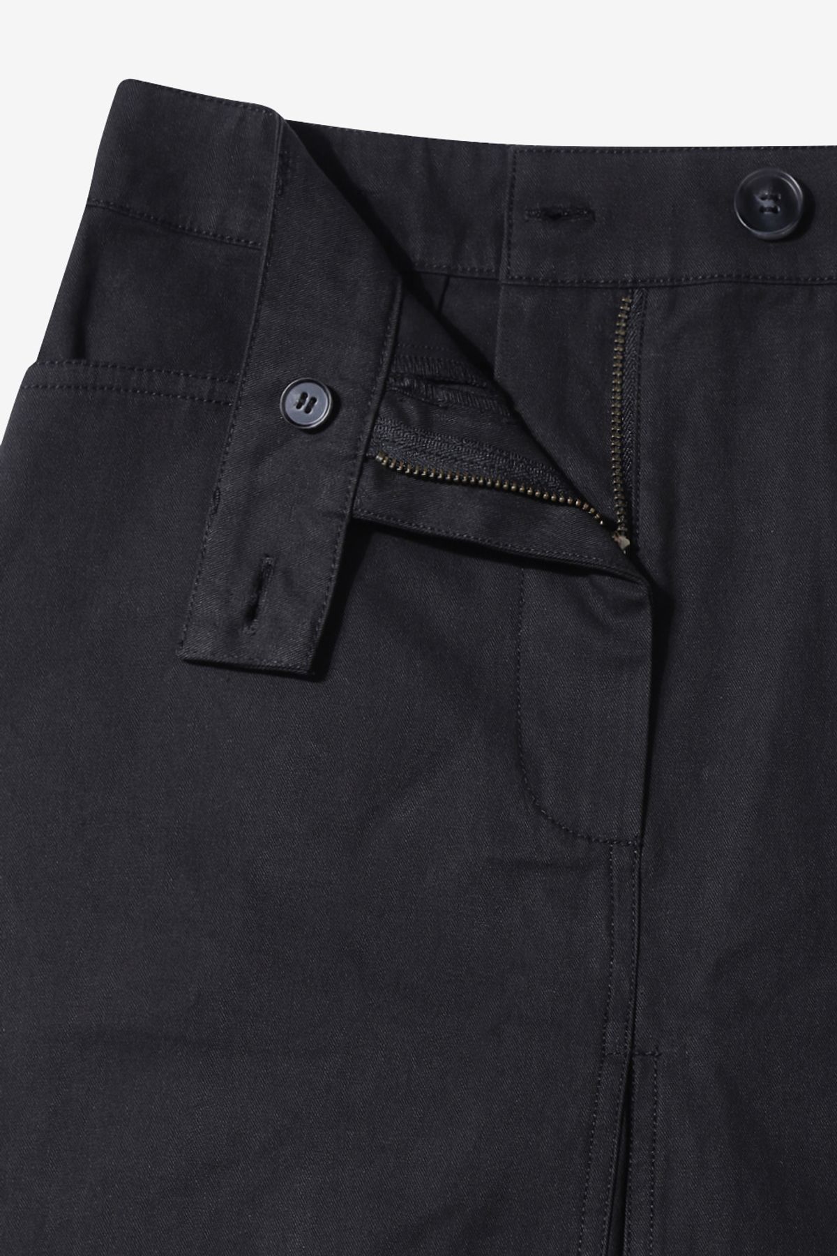 르몽생미셸(LE MONT ST MICHEL) JAHIM-BERMUDA SKIRT PANTS_Black