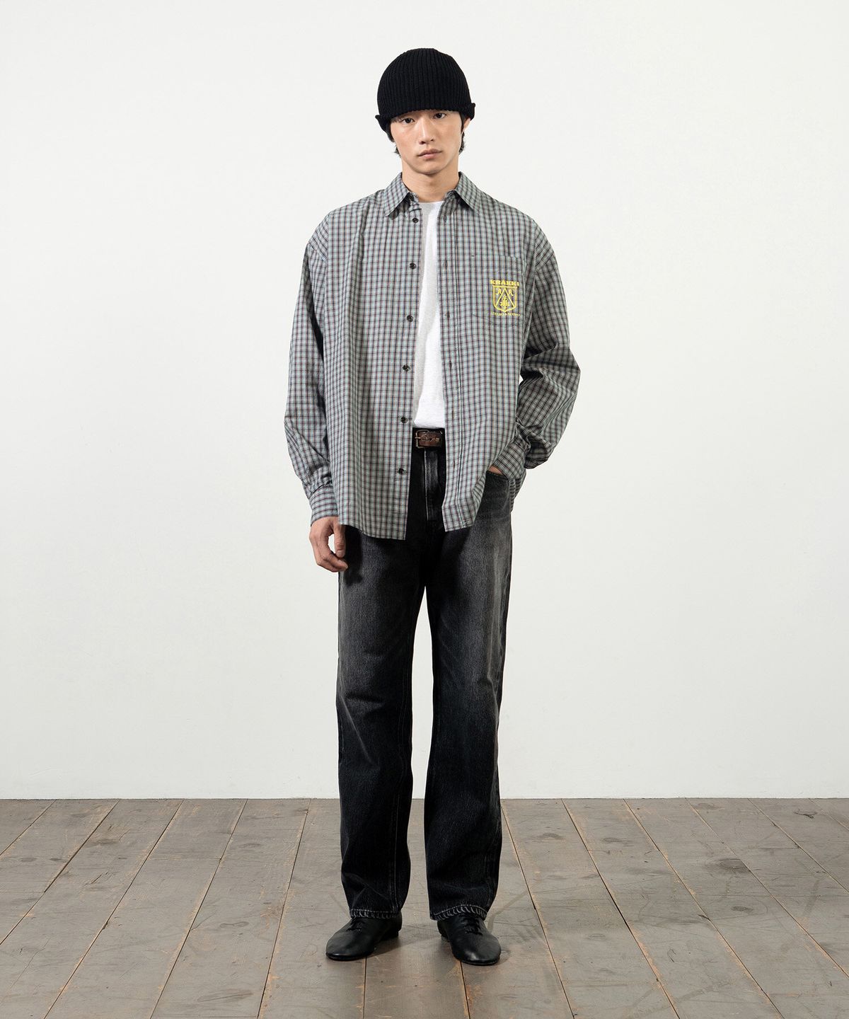 크래키(KRAKKI) [Men] Standard Fit Denim Pants_Black [KR266PMN962]
