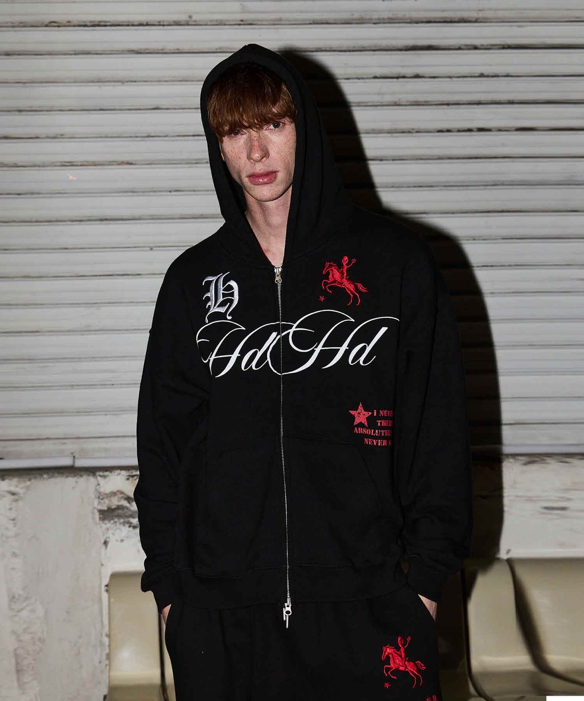 후드후드(HOODHOOD) 88 백 그래픽 스타 후드 집업 블랙
