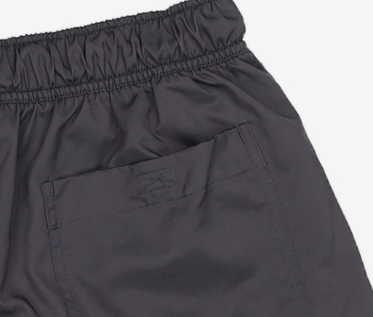 나이키(NIKE) 클럽 우븐 플로우 쇼츠 M - 블랙:화이트 / FN3308-010 L