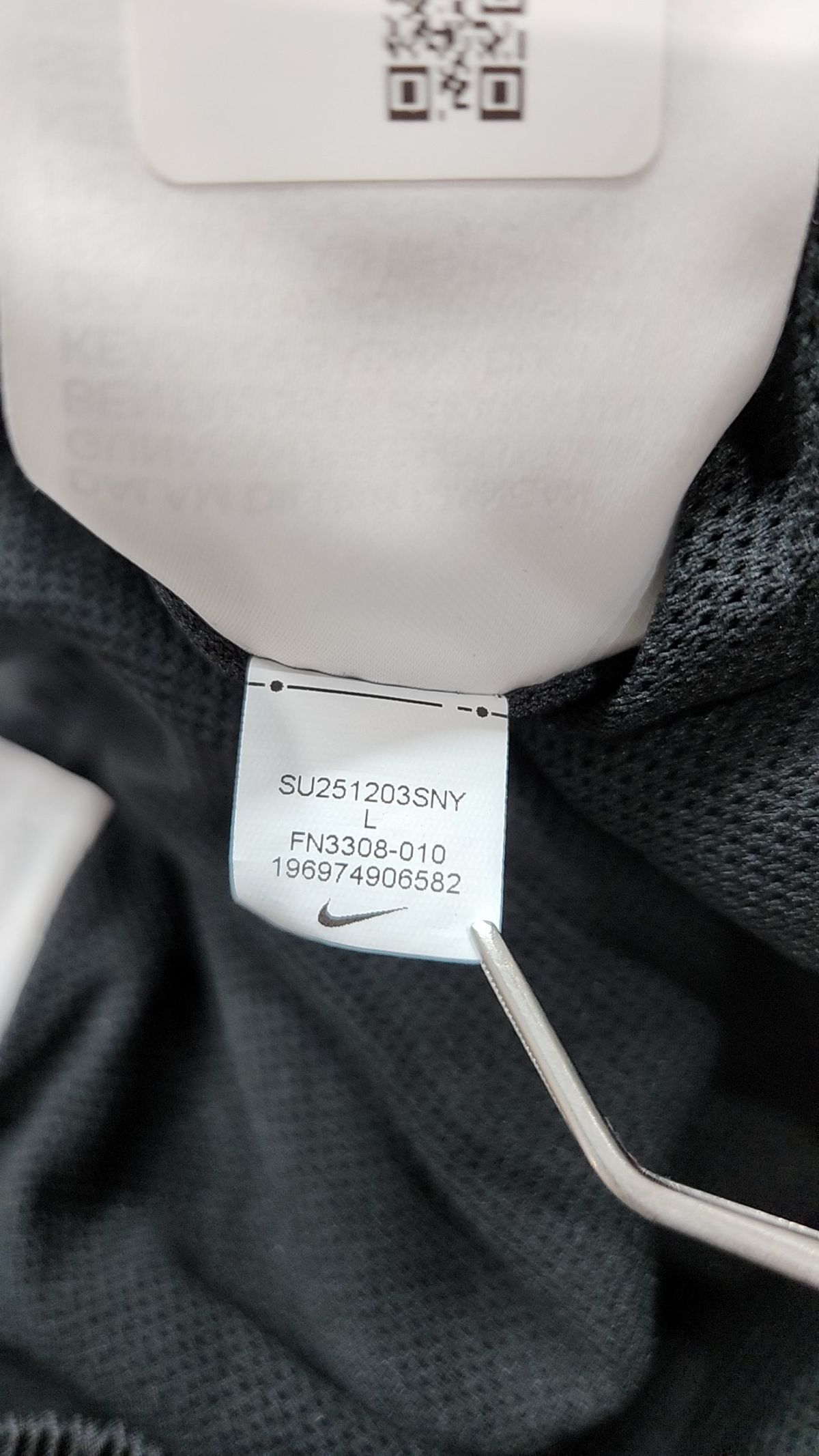 나이키(NIKE) 클럽 우븐 플로우 쇼츠 M - 블랙:화이트 / FN3308-010 L