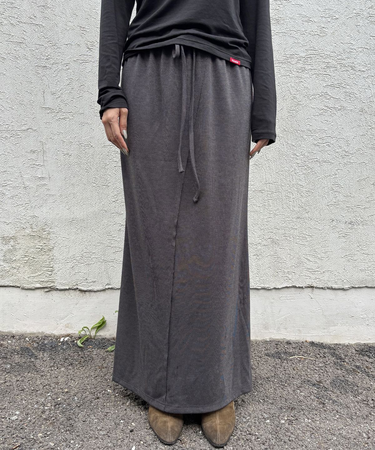 크루치(KRUCHI) RAW EDGE LONG SKIRT (BLACK) WOMENS