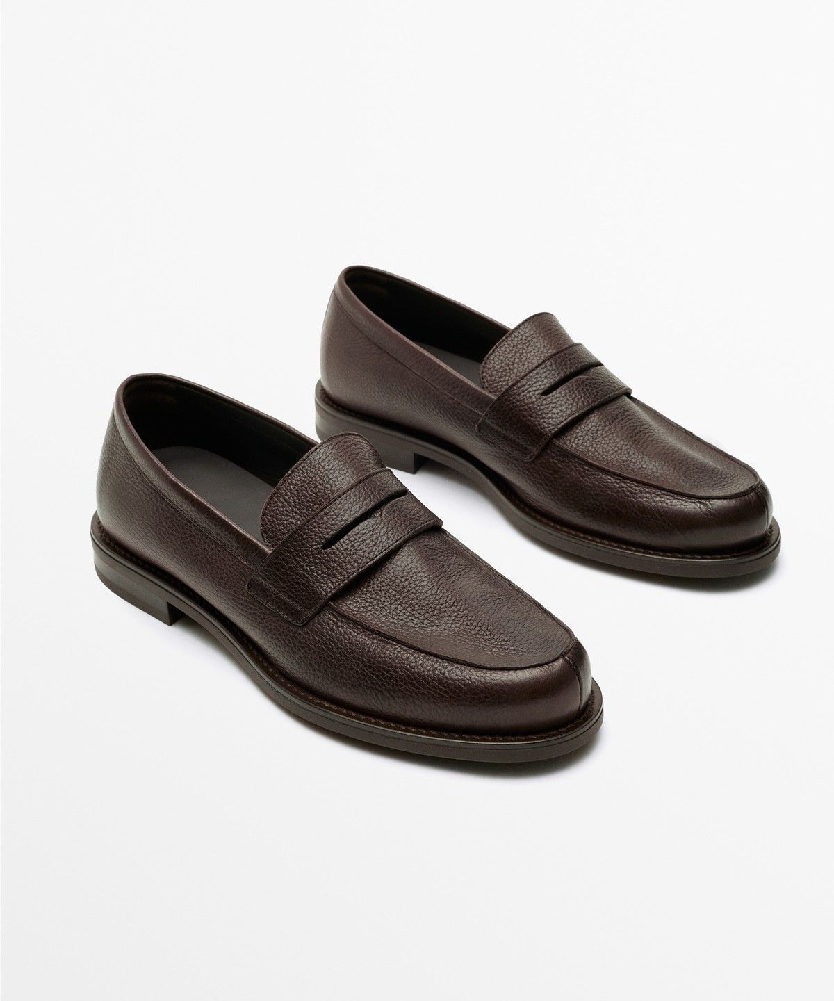 마시모두띠(MASSIMO DUTTI) 스플릿 스웨이드 로퍼
