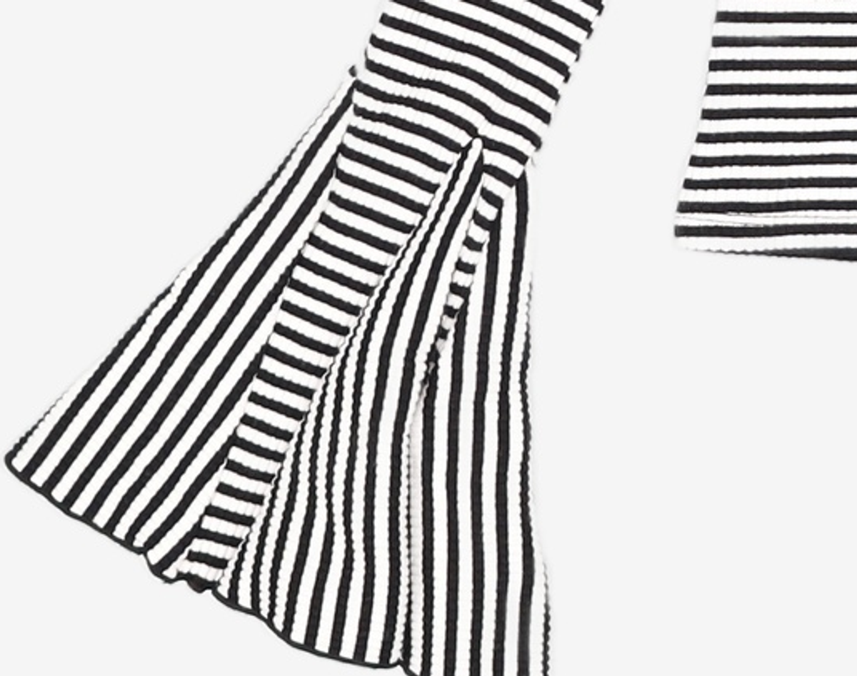 디바이디드에이치앤엠(DIVIDED H&M) 긴소매 티셔츠 S