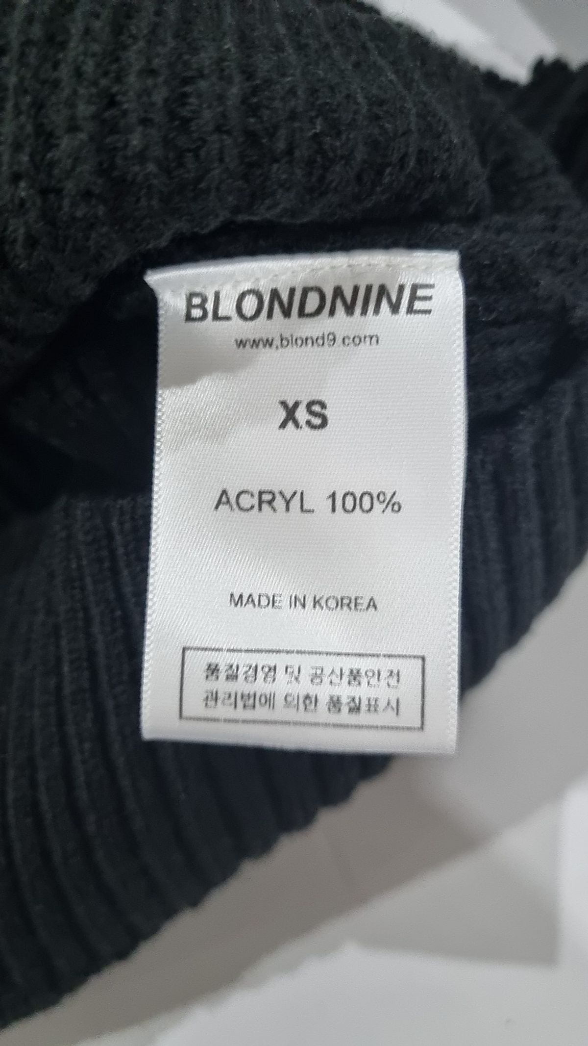 블론드나인(BLOND9) 니트/스웨터 XS
