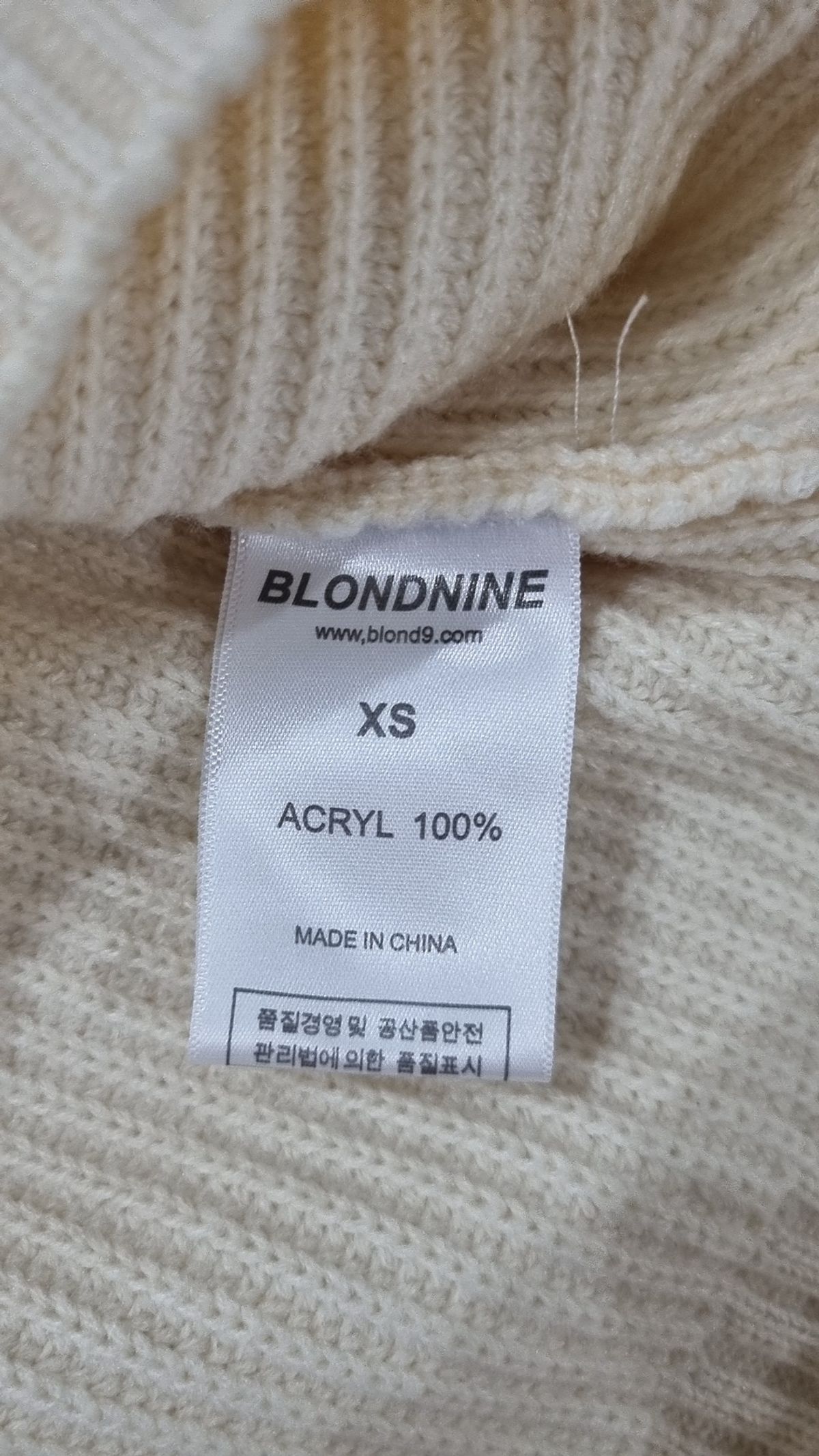 블론드나인(BLOND9) 니트/스웨터 XS