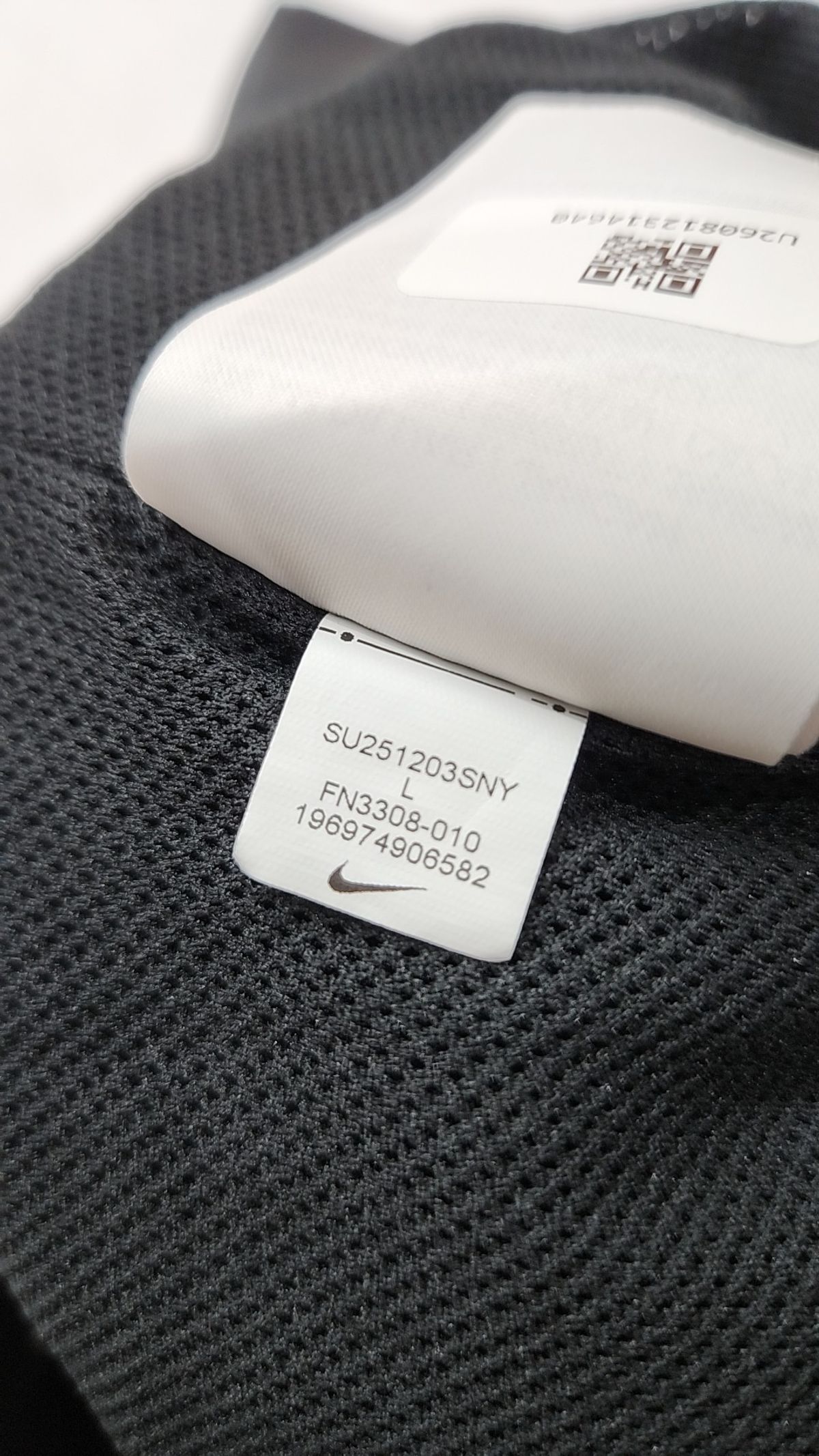 나이키(NIKE) 클럽 우븐 플로우 쇼츠 M - 블랙:화이트 / FN3308-010 L
