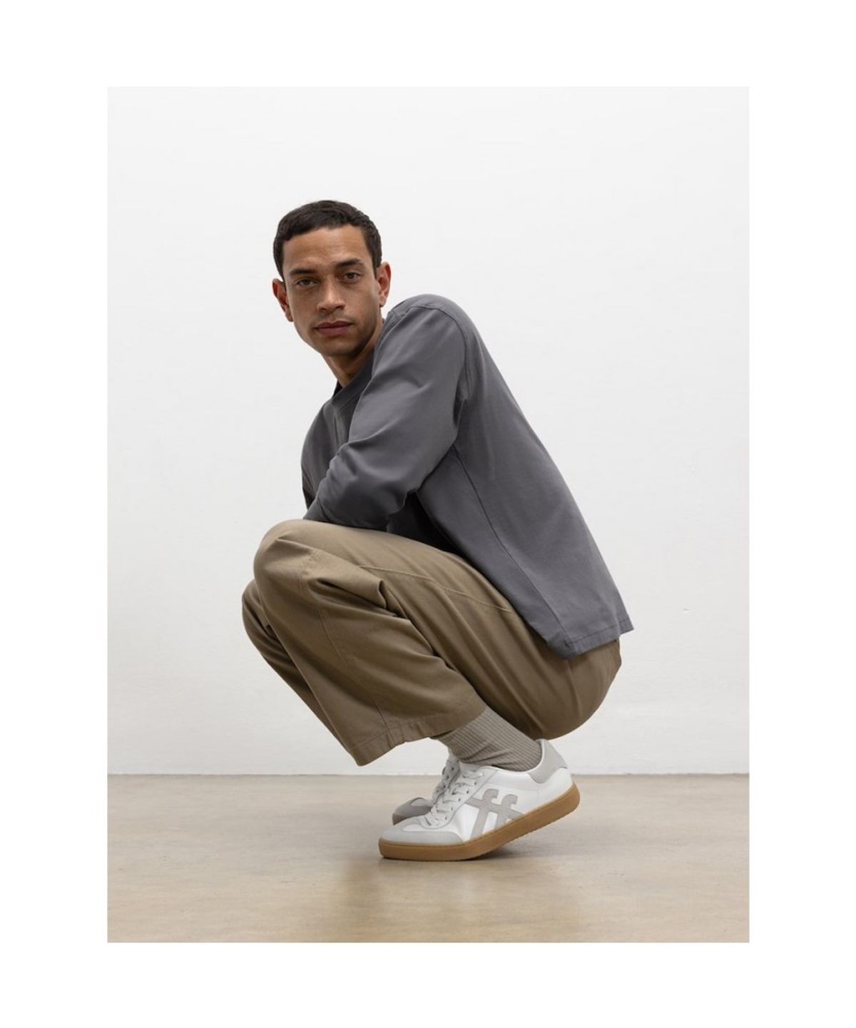핏플랍(FITFLOP) 남성 DASH 맨즈 T토 레더/스웨이드 스니커즈  어반 화이트 믹스 (FT69K1N221)
