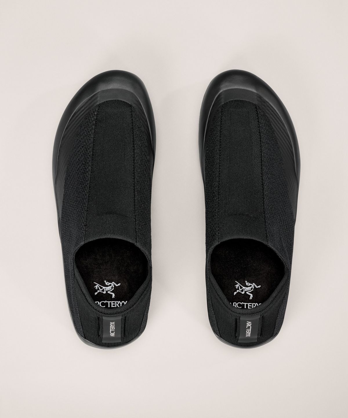 아크테릭스(ARCTERYX) 크래그 여성 - BLACK/BLACK / AFQFW10081