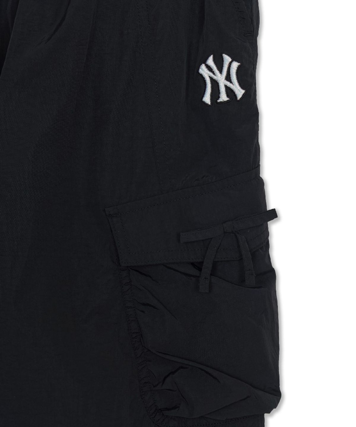 엠엘비 키즈(MLB KIDS) 스트릿 걸즈 와이드 리본포켓 기모트리코트 우븐팬츠 NY (Black)