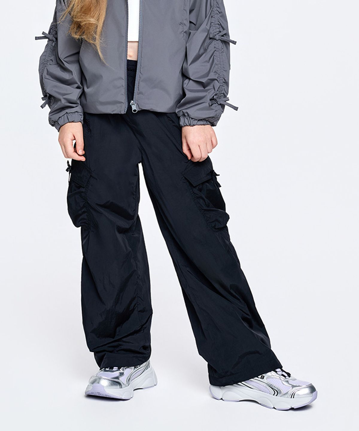 엠엘비 키즈(MLB KIDS) 스트릿 걸즈 와이드 리본포켓 기모트리코트 우븐팬츠 NY (Black)