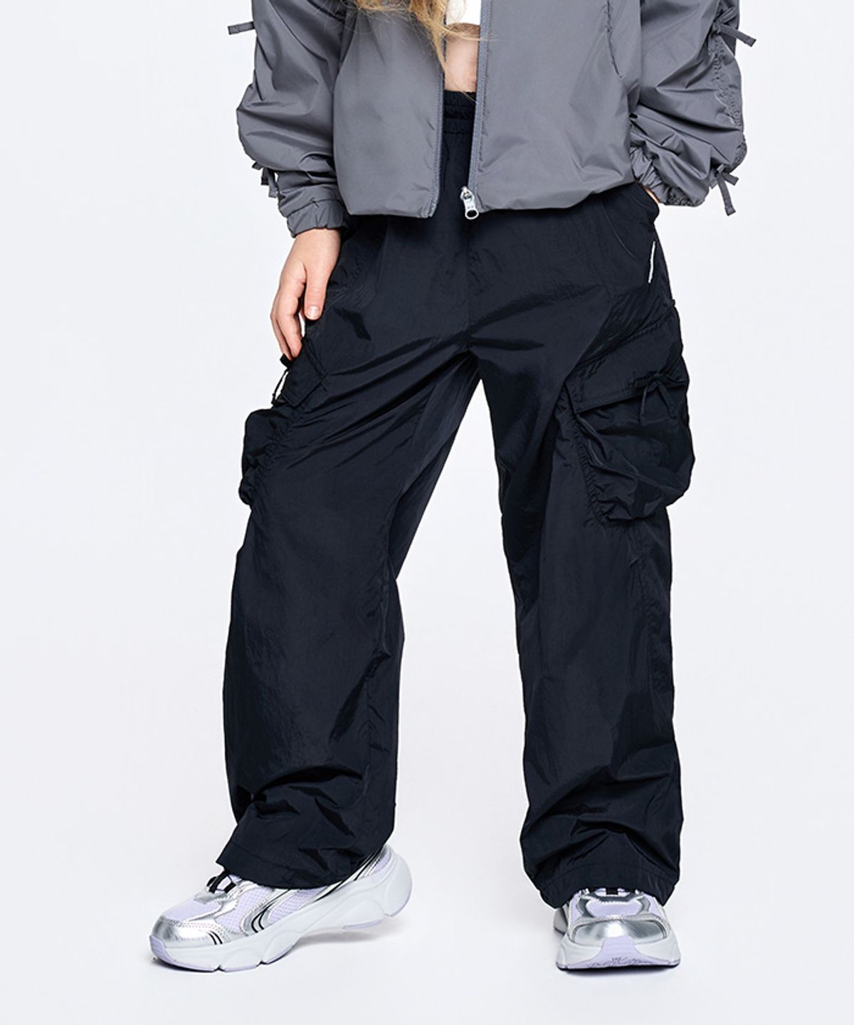 엠엘비 키즈(MLB KIDS) 스트릿 걸즈 와이드 리본포켓 기모트리코트 우븐팬츠 NY (Black)