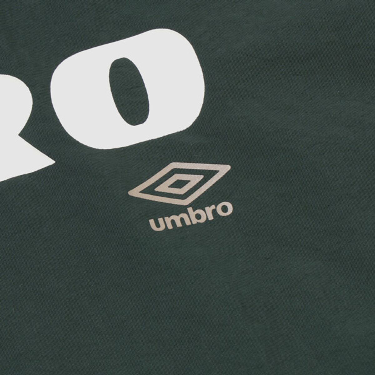 엄브로(UMBRO) 클래식 긴팔 피스테 그린 UR321CWT93
