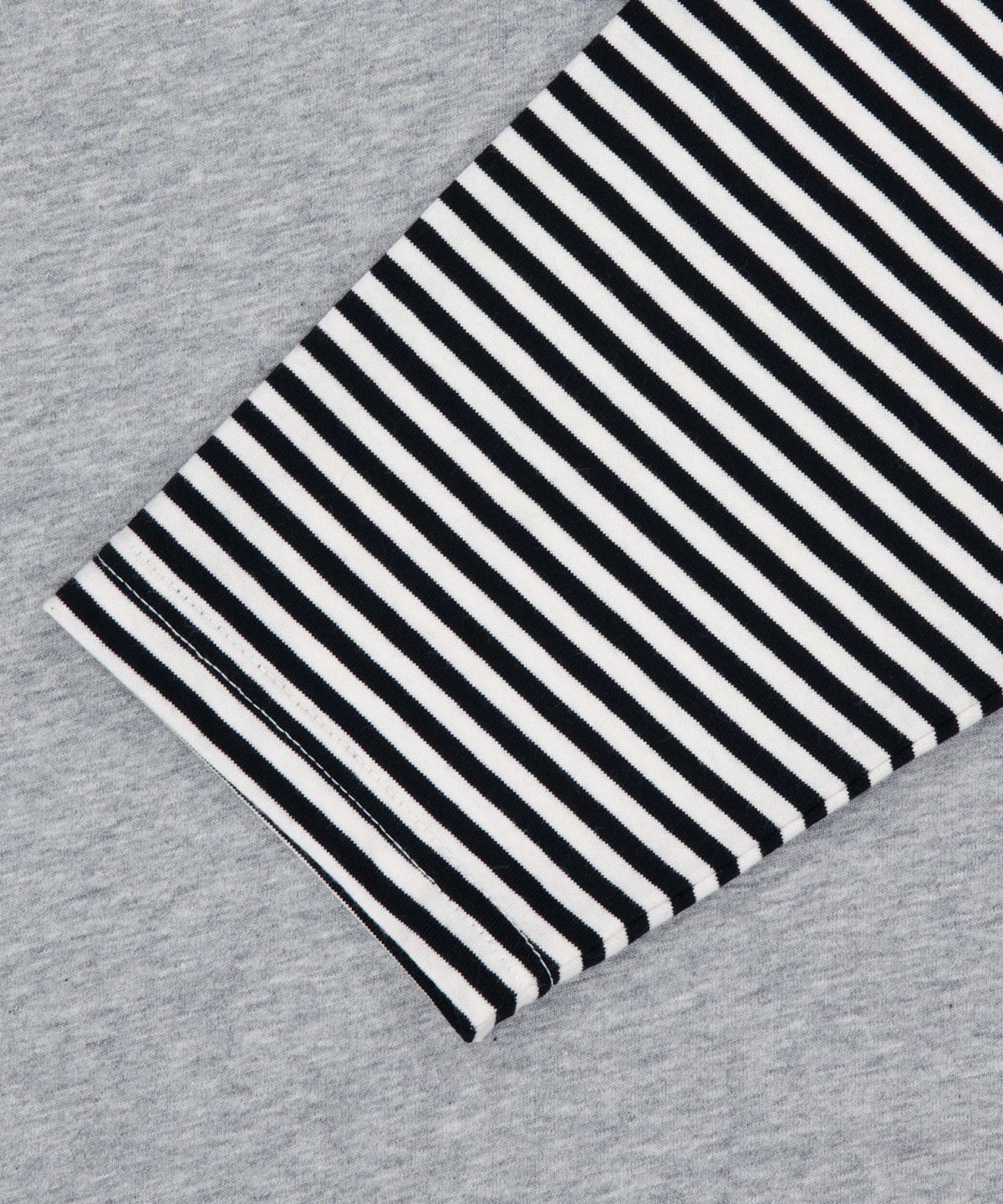 위캔더스(WKNDRS) WKNDRS x E.T. LAYERED T-SHIRT (M.GREY)