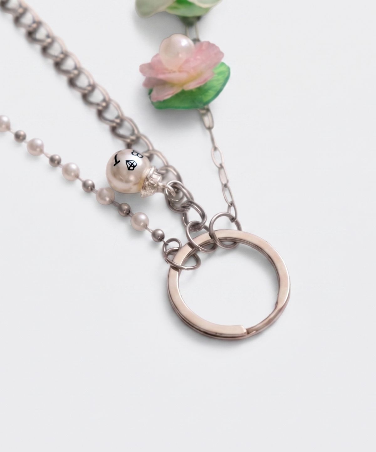 봉보(BONBEAU) Blooming glass flower chain key ring 아크릴 글라스 플라워 진주 체인 스와로브스키 참 가방 파우치 키링