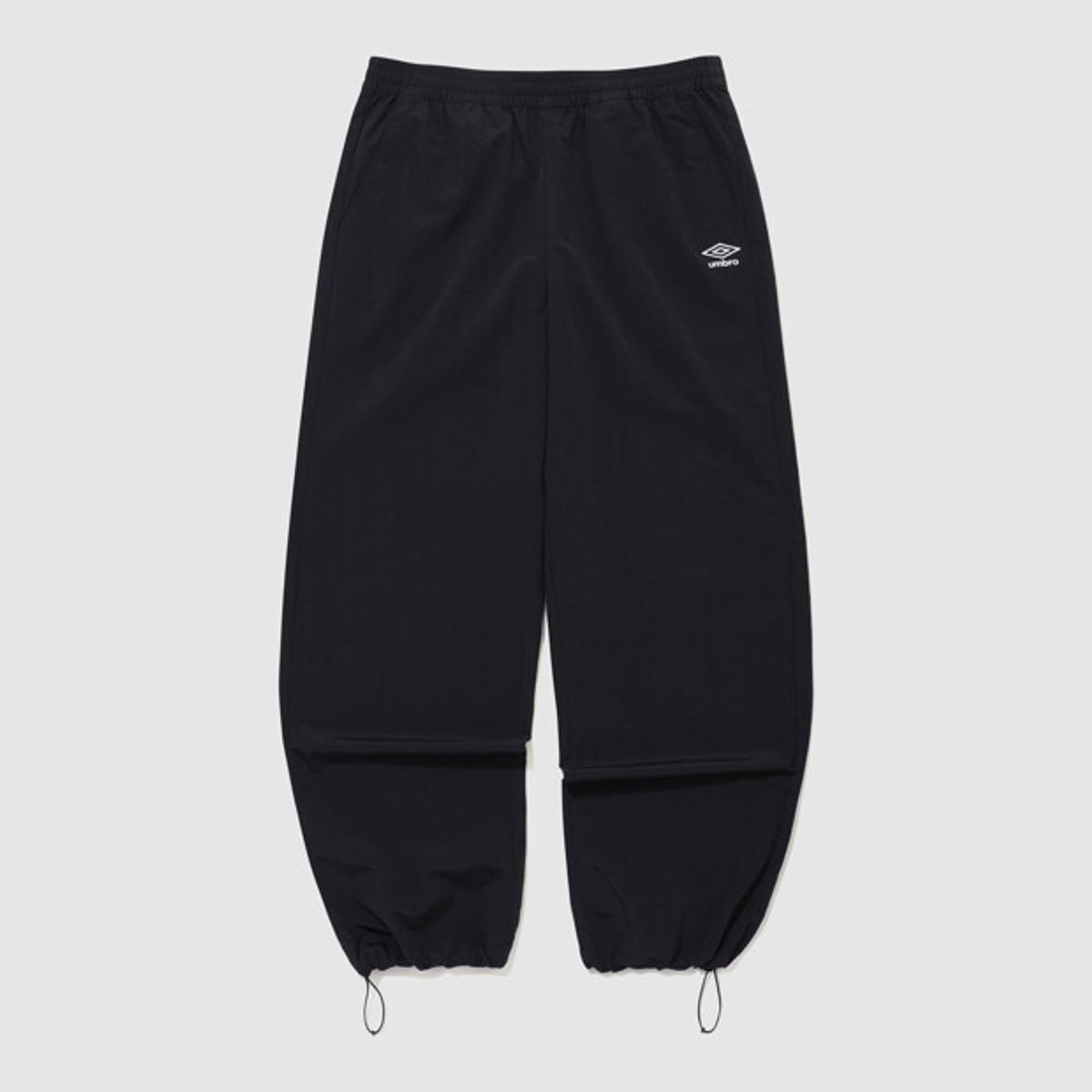 엄브로(UMBRO) 클래식 우븐 조거 & 스트레이트 2WAY 팬츠 블랙 UR323CPT93