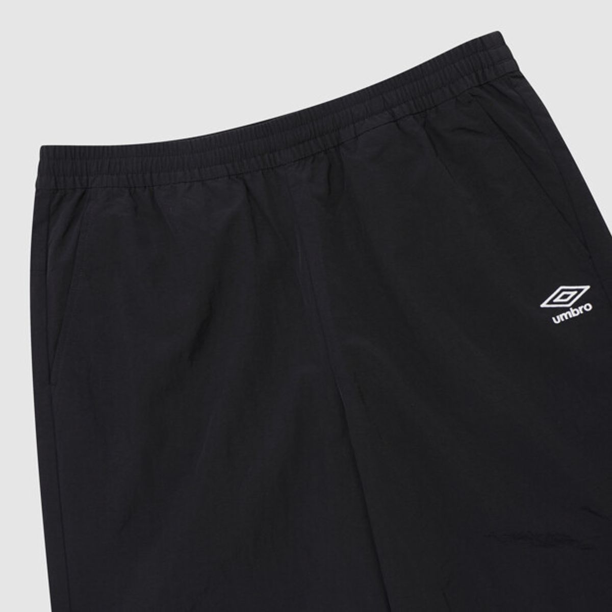 엄브로(UMBRO) 클래식 우븐 조거 & 스트레이트 2WAY 팬츠 블랙 UR323CPT93
