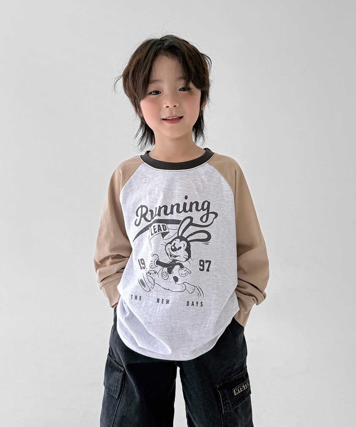 베리클로젯(BERRYCLOSET) 버니 런 나그랑 티셔츠