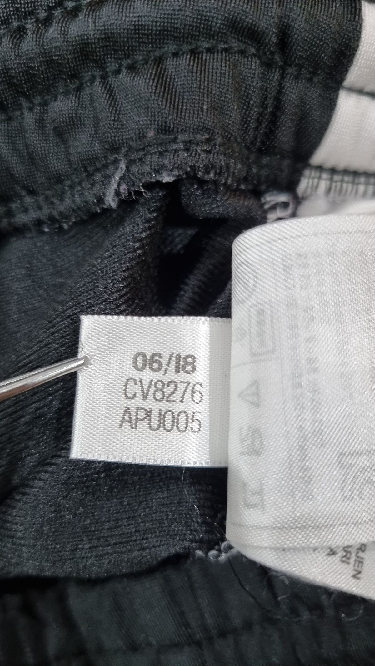 아디다스(ADIDAS) 아디브레이크 팬츠 - 블랙 / CV8276 S