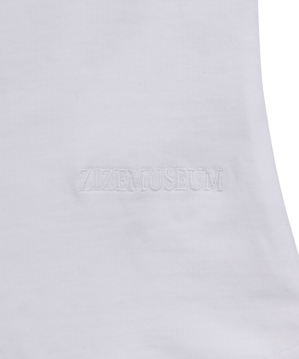 지제뮤지엄(ZIZEMUSEUM) V-NECK LONG SLEEVE TEE (WHITE)