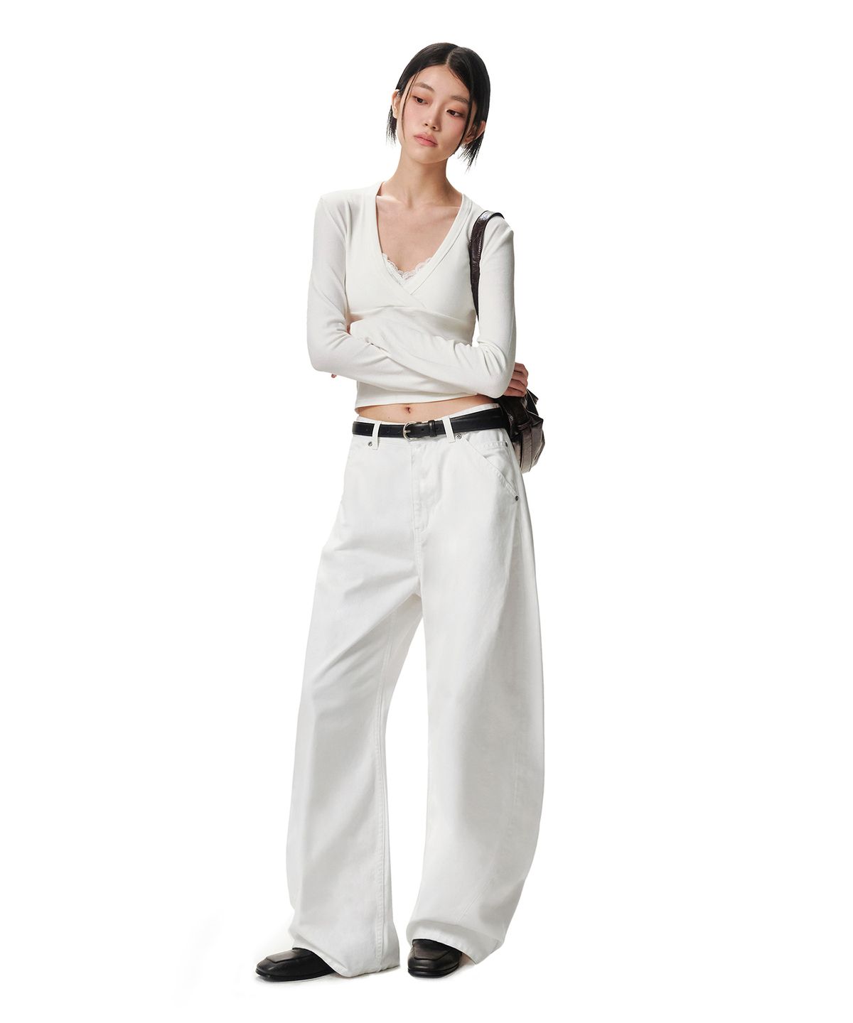 데케트 우먼(DECET WOMEN) Cinchback Barrel Wide Leg Pants DCWPT022WHITE