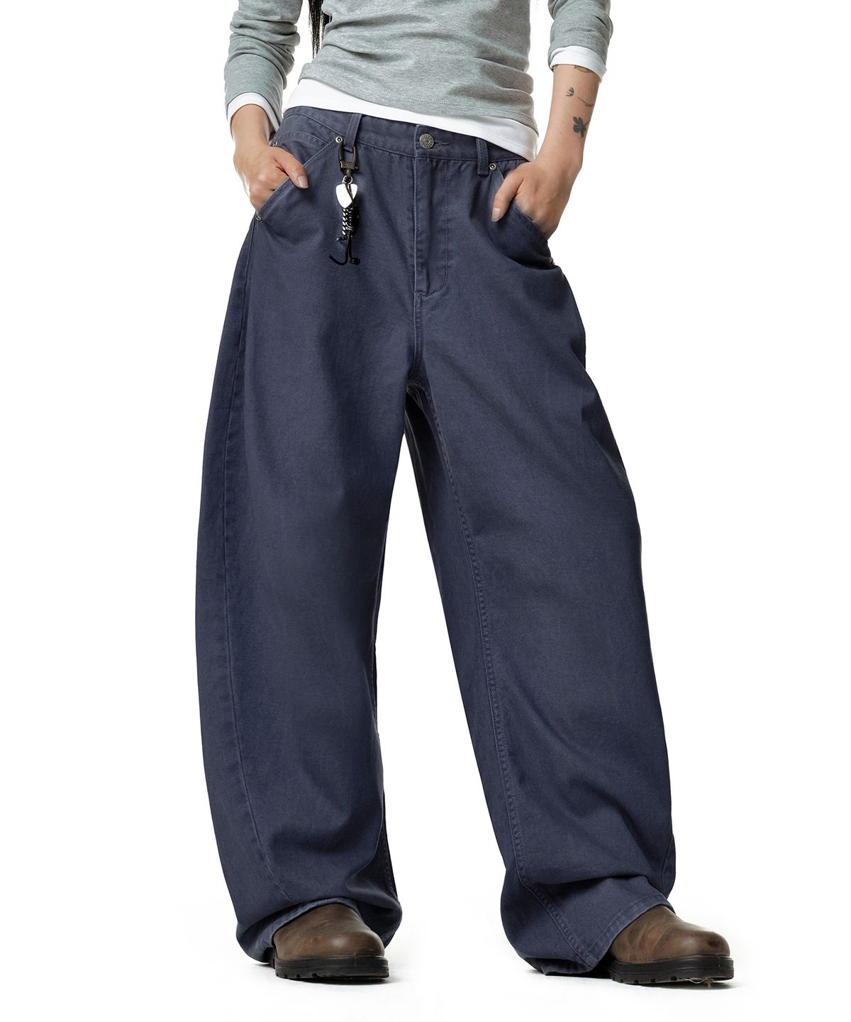 데케트 우먼(DECET WOMEN) Cinchback Barrel Wide Leg Pants DCWPT022NAVY