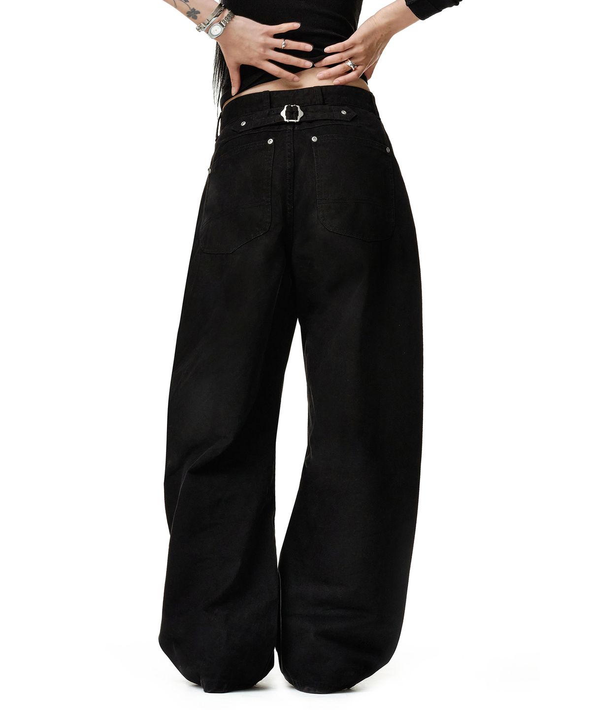 데케트 우먼(DECET WOMEN) Cinchback Barrel Wide Leg Pants DCWPT022BLACK