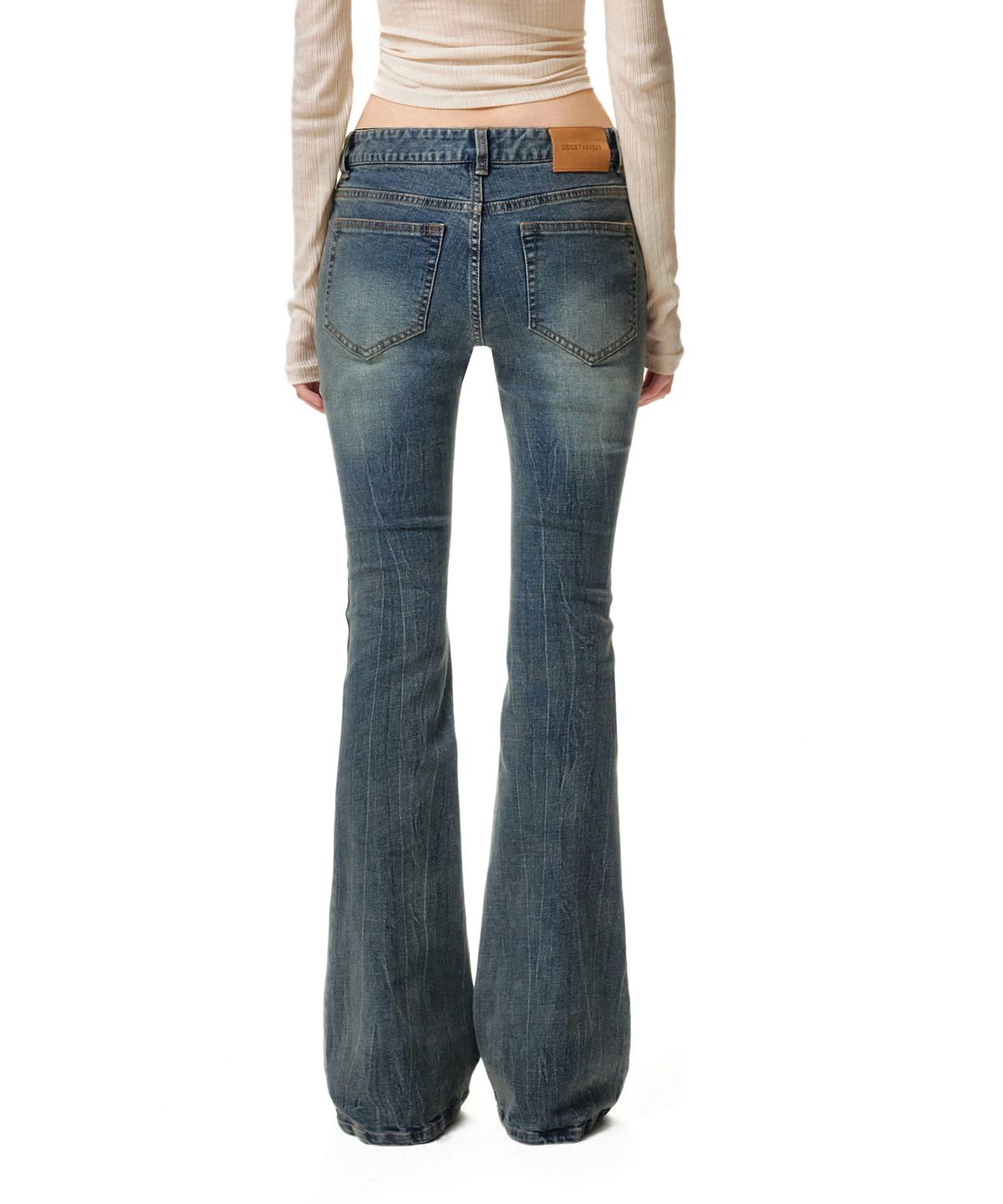 데케트 우먼(DECET WOMEN) Crinkle Washed Low Rise Slim Flared Jeans DCWPT035BLUE