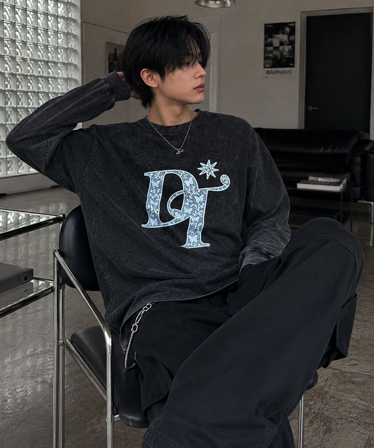 도톤(DOTON) LACE EMBLEM ACID LONG SLEEVE (Grey)