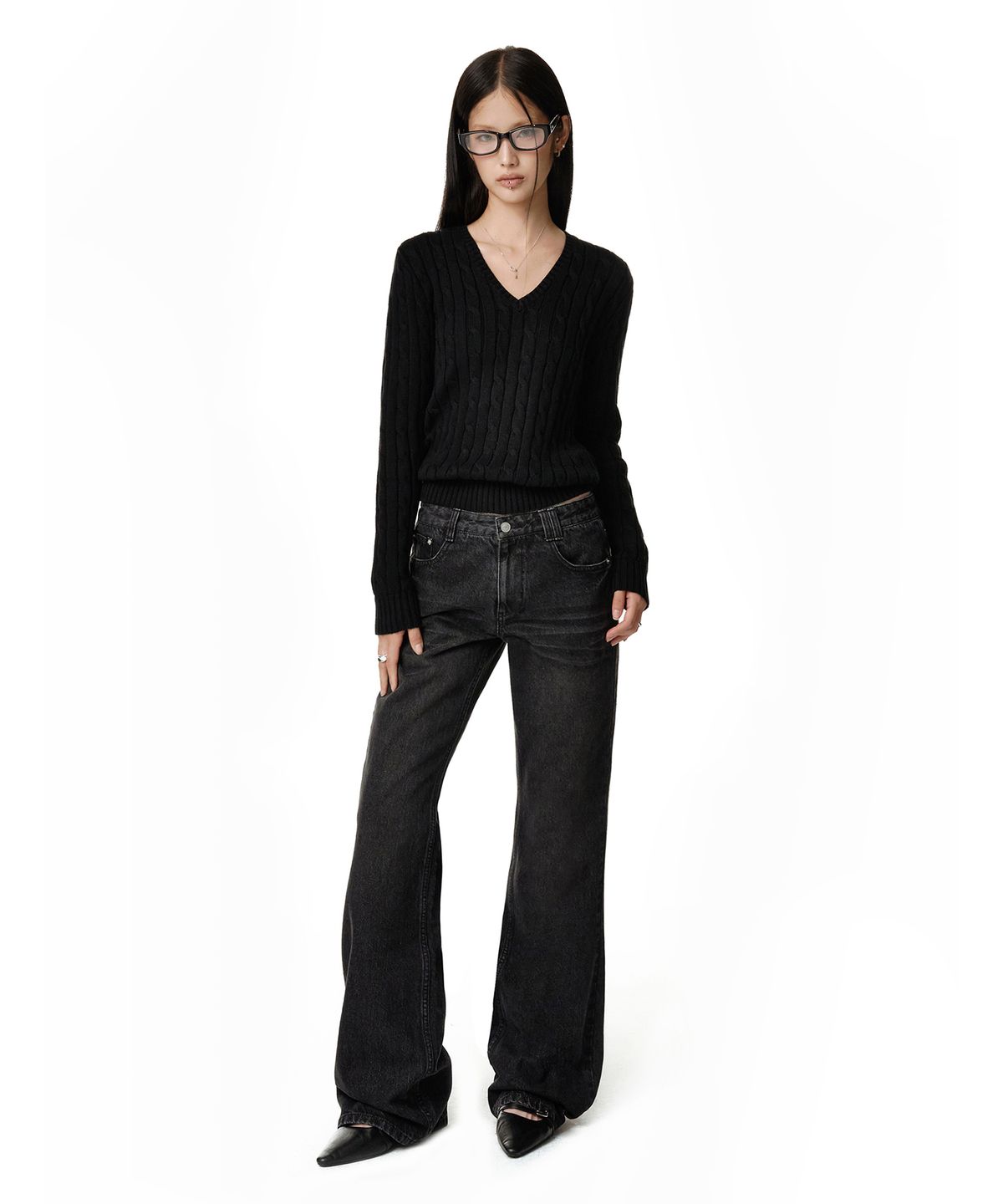 데케트 우먼(DECET WOMEN) Adjustable Back Low Rise Relaxed Flared Jeans DCWPT031BLACK