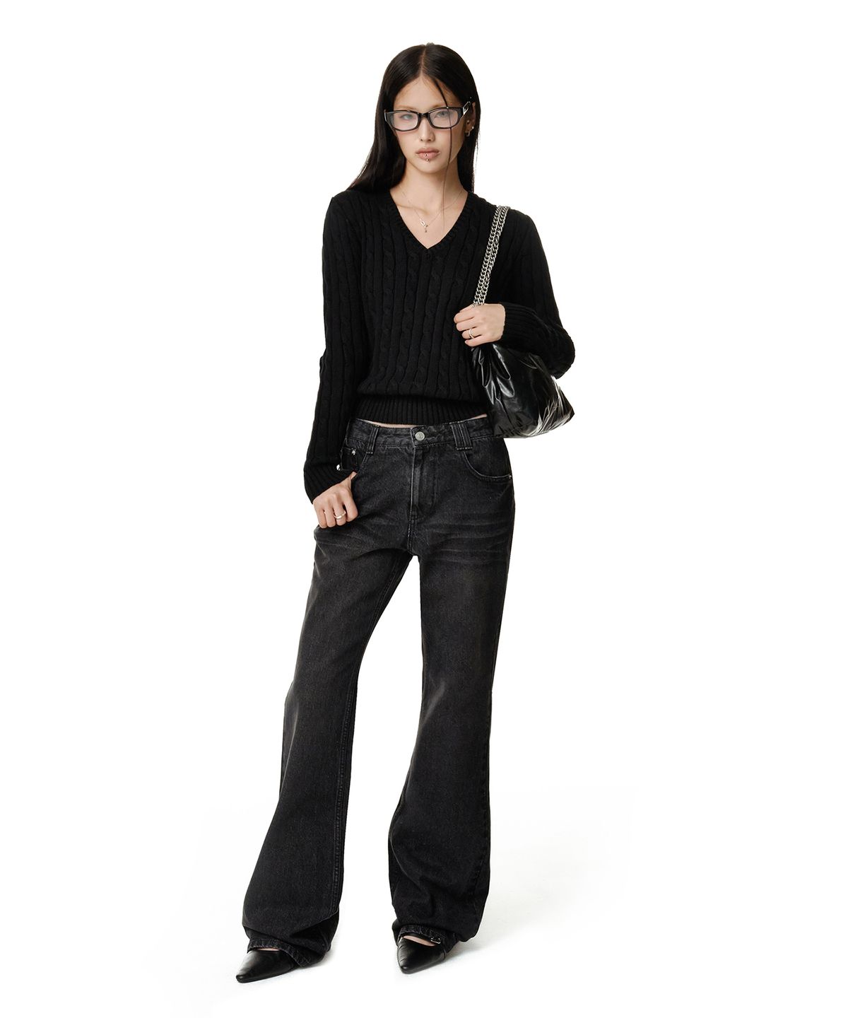 데케트 우먼(DECET WOMEN) Adjustable Back Low Rise Relaxed Flared Jeans DCWPT031BLACK