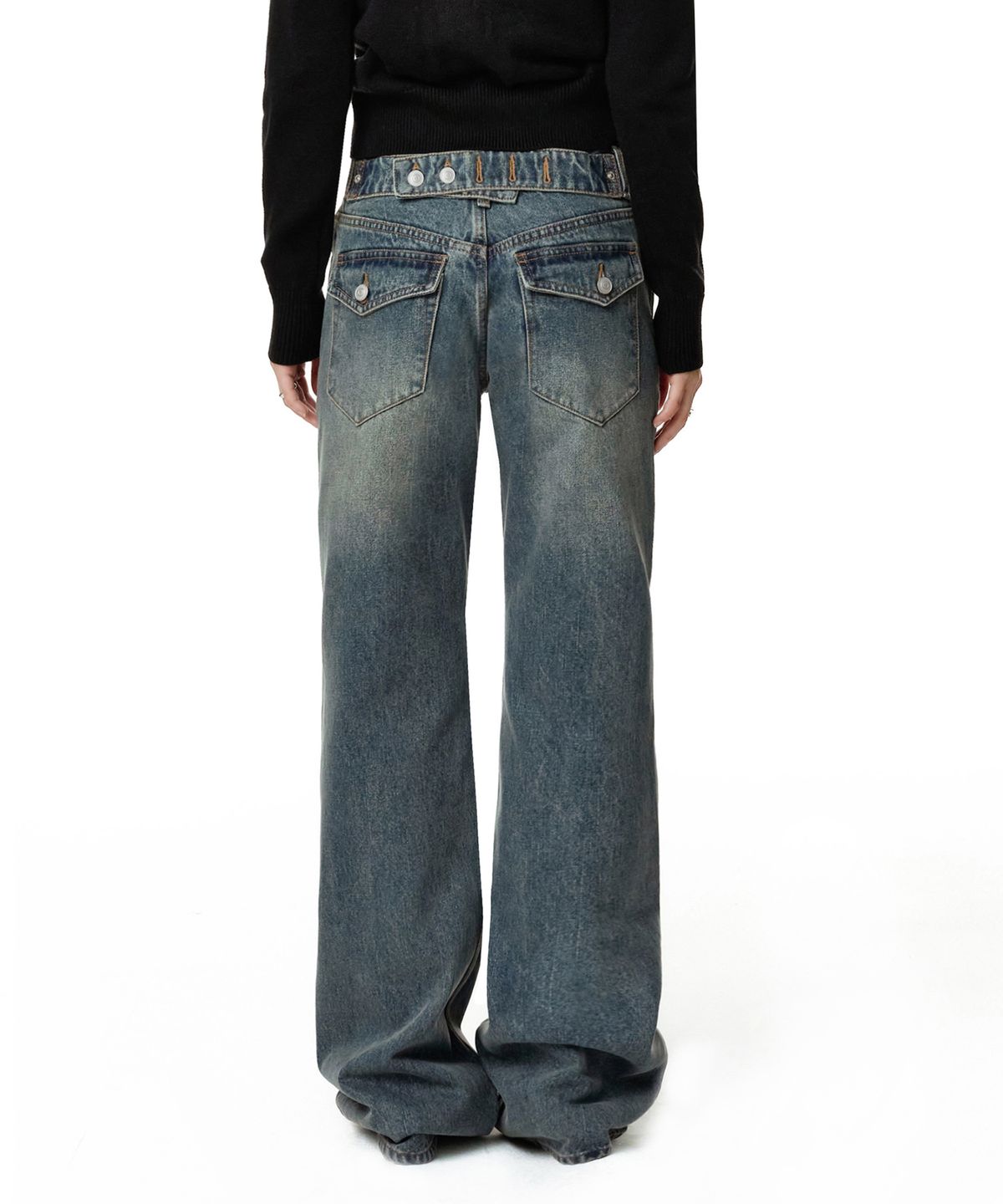 데케트 우먼(DECET WOMEN) Adjustable Back Low Rise Relaxed Flared Jeans DCWPT031BLUE