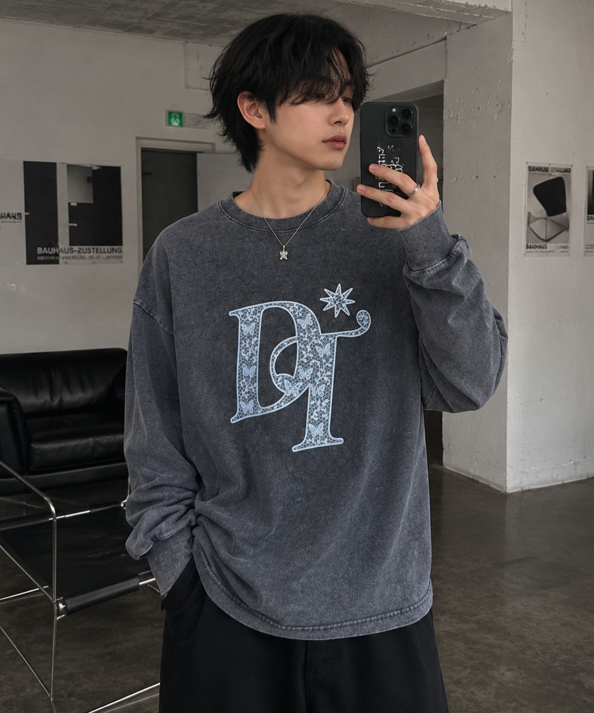 도톤(DOTON) LACE EMBLEM ACID LONG SLEEVE (Black)