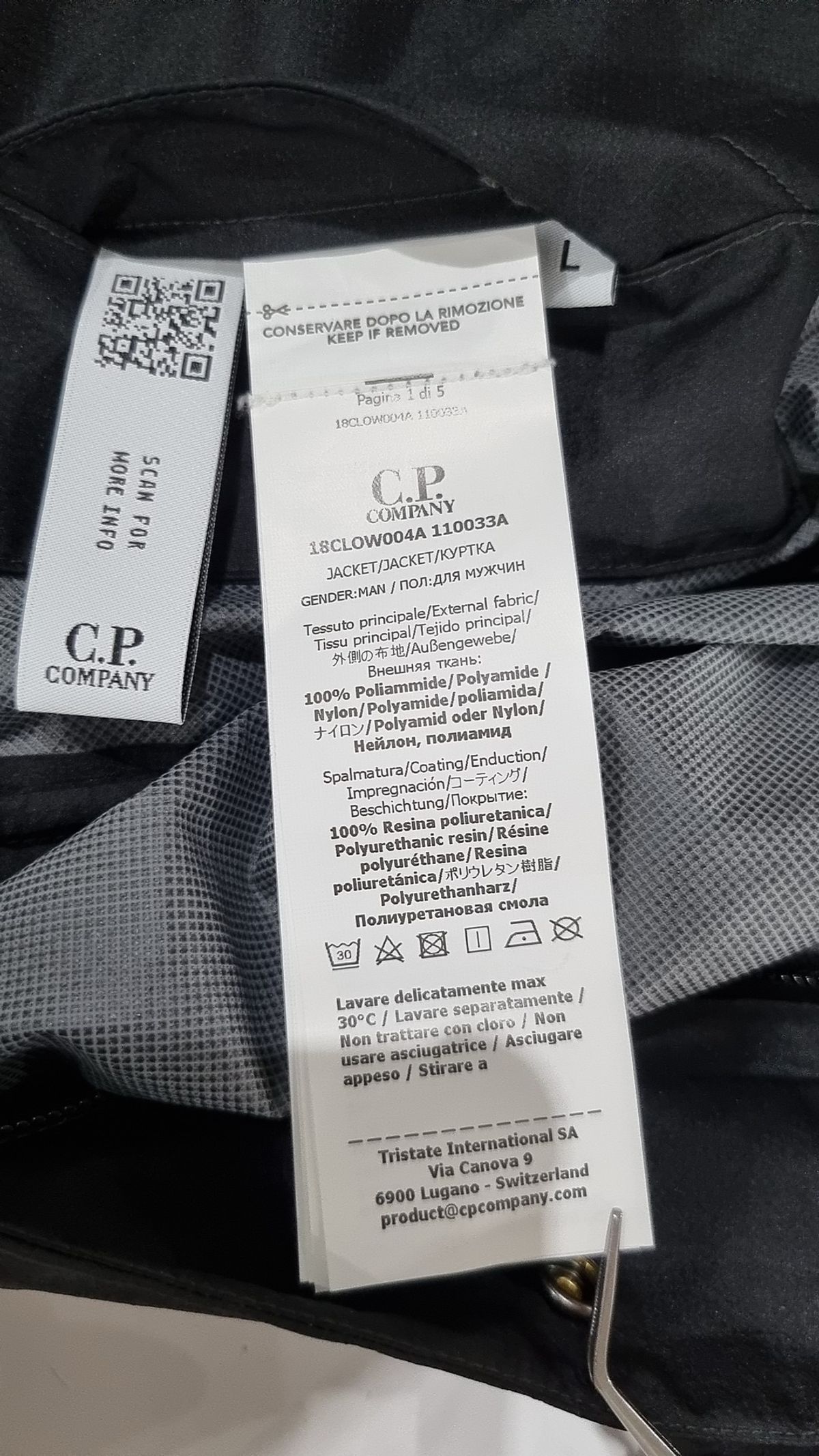 씨피 컴퍼니(CP Company) 메트로폴리스 퍼텍스 재킷 - 블랙 / 18CLOW004A110033A999 L