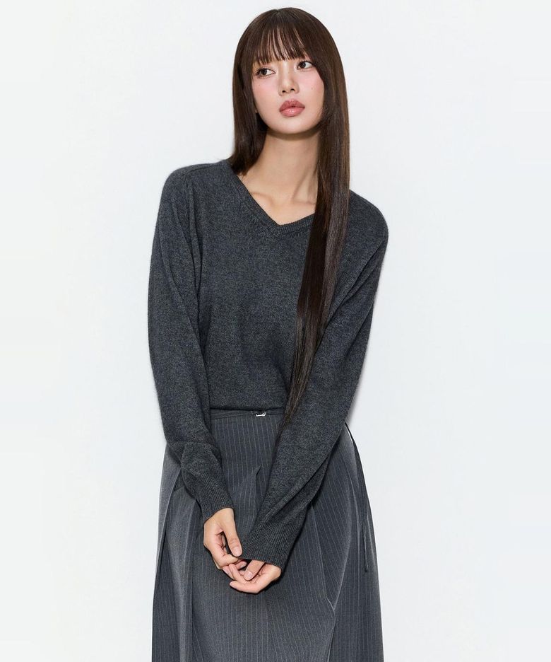 [에센셜] 캐시미어블렌드 브이넥 니트_MIWKAGT20T