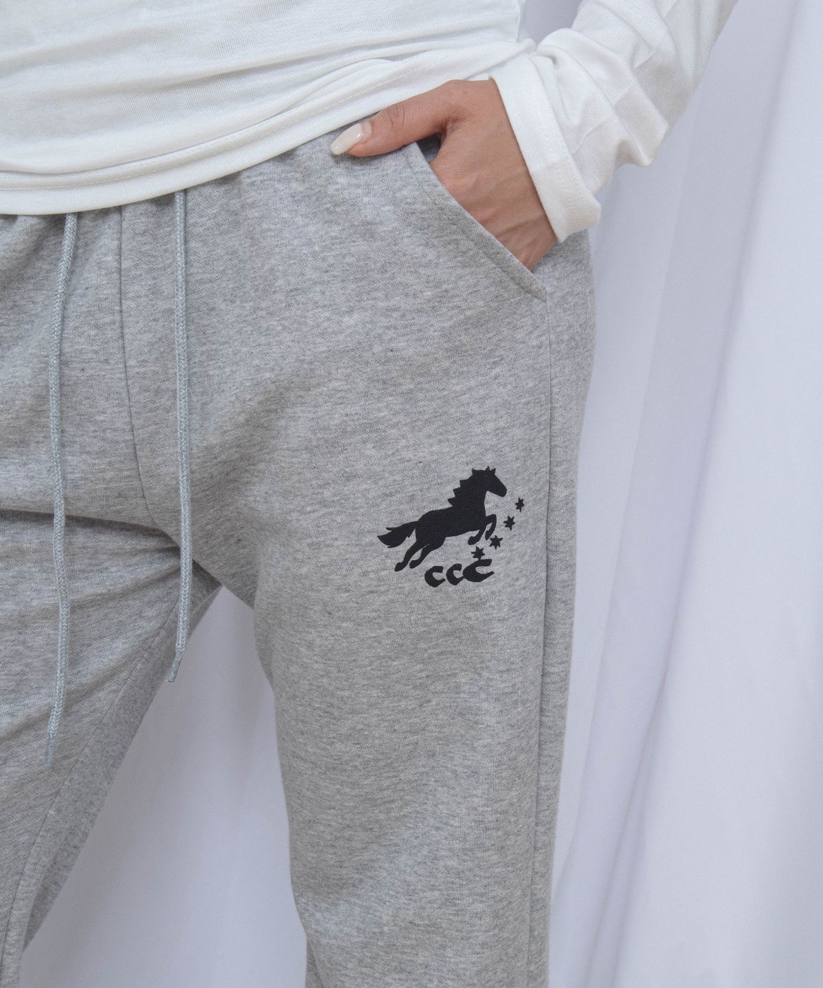 칙스(CHICKS) 녕이X칙스 인스팅트 슬림 부츠컷 팬츠 멜란지