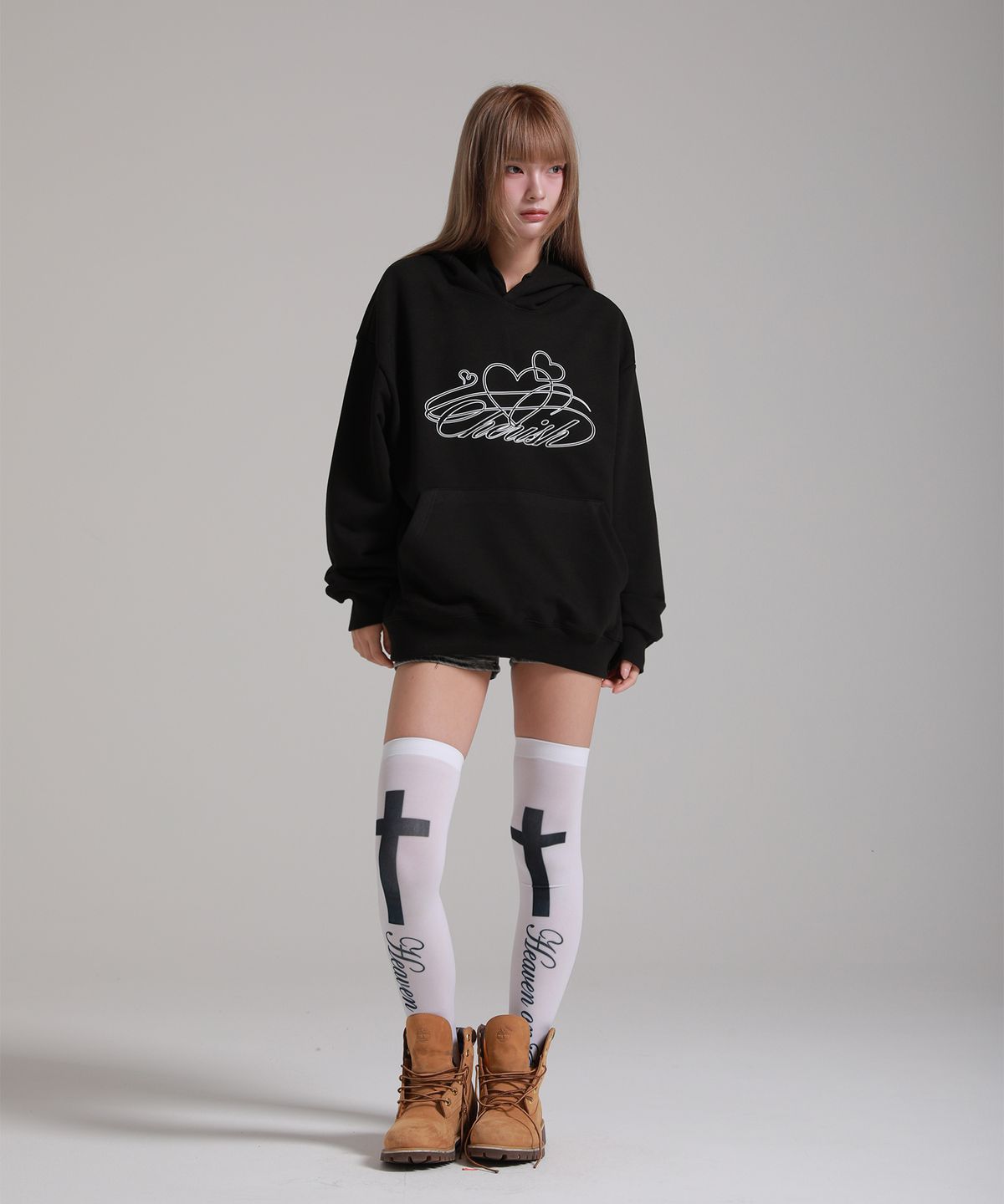라이크더모스트(LIKE THE MOST) 커시브 하트 후디