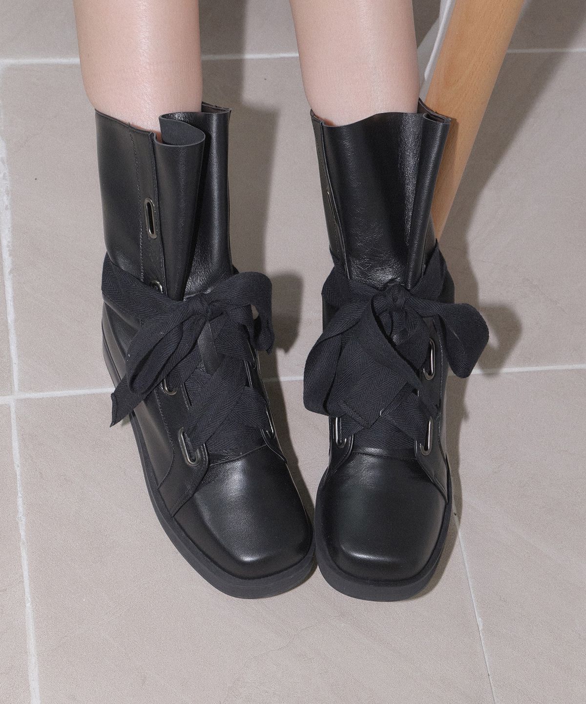 앤티어리(ANTIARY) Dusk boots 1color