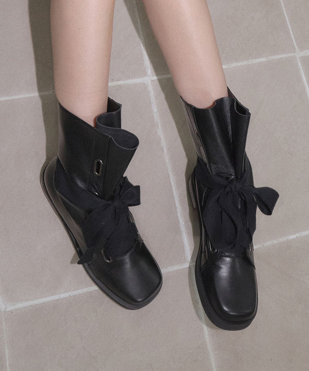 앤티어리(ANTIARY) Dusk boots 1color
