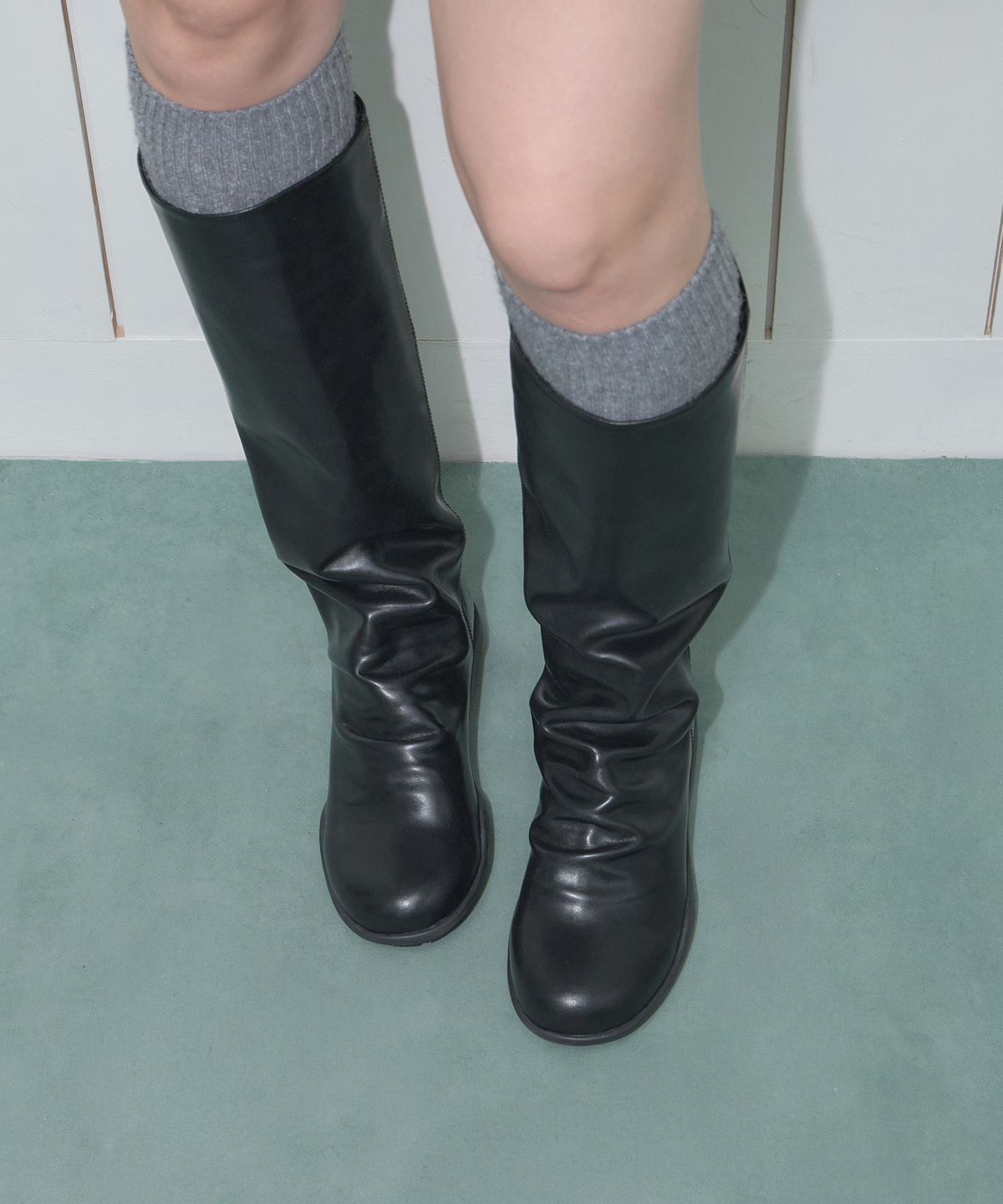 앤티어리(ANTIARY) Smudge boots 1color