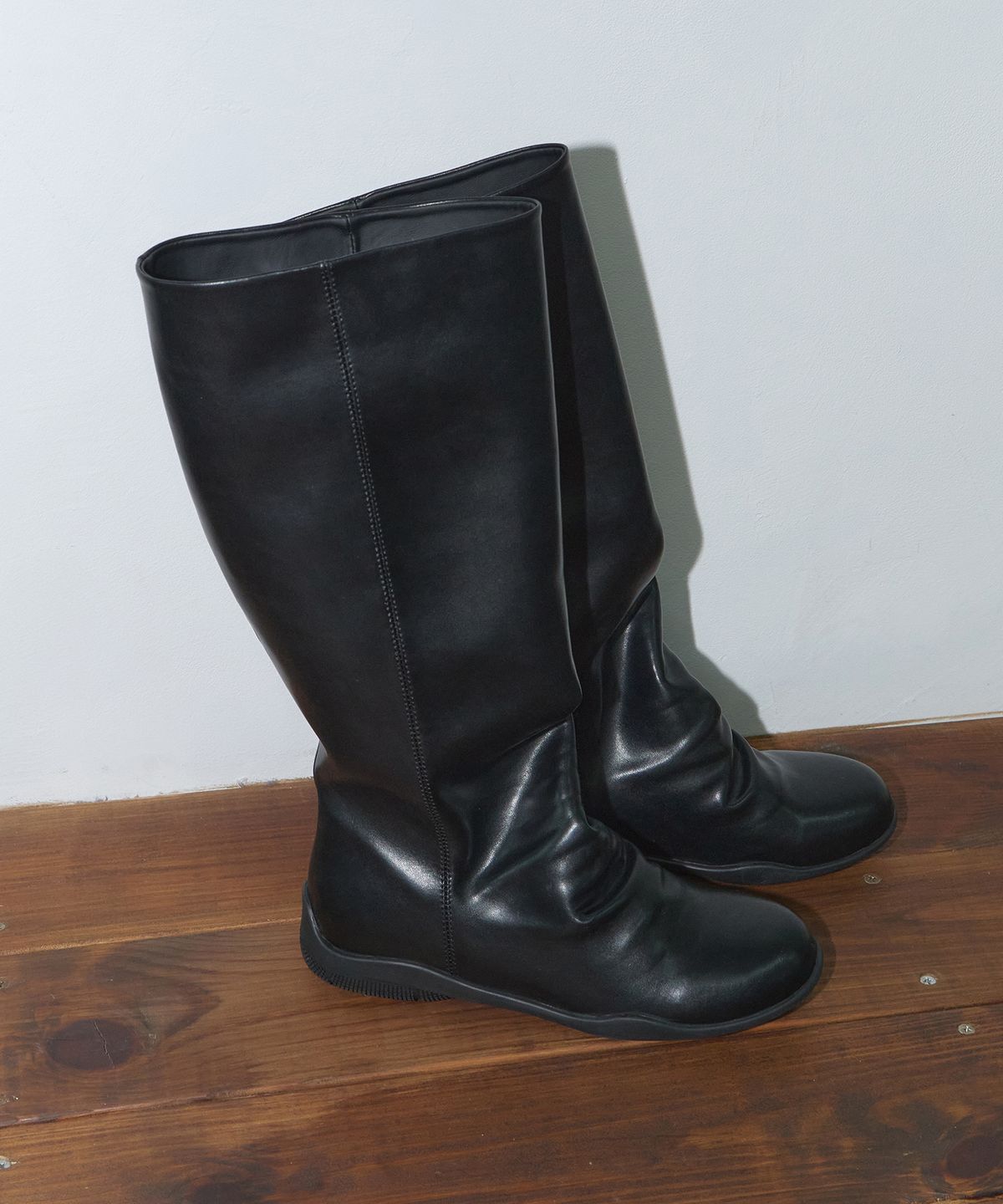 앤티어리(ANTIARY) Smudge boots 1color