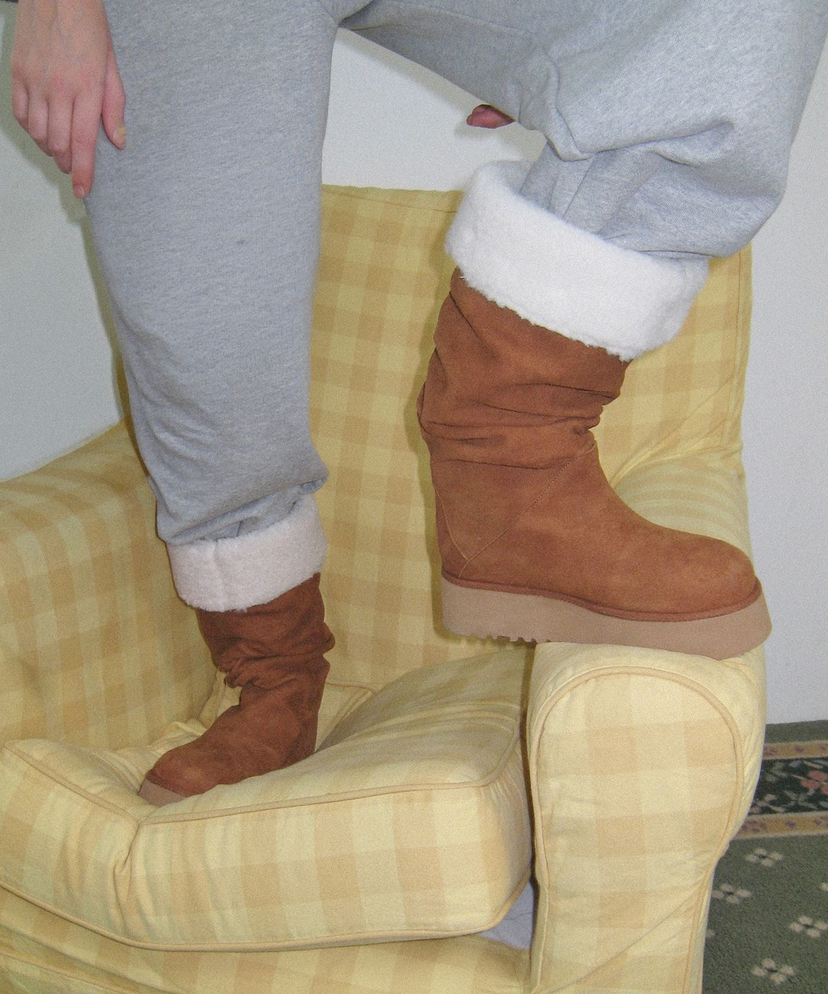 앤티어리(ANTIARY) Pug shearling boots 1color
