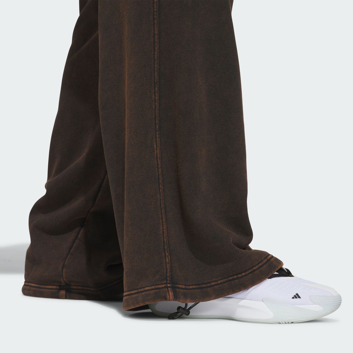 아디다스(ADIDAS) 바스켓볼 워시드 플리스 와이드 레그 팬츠 KW7349