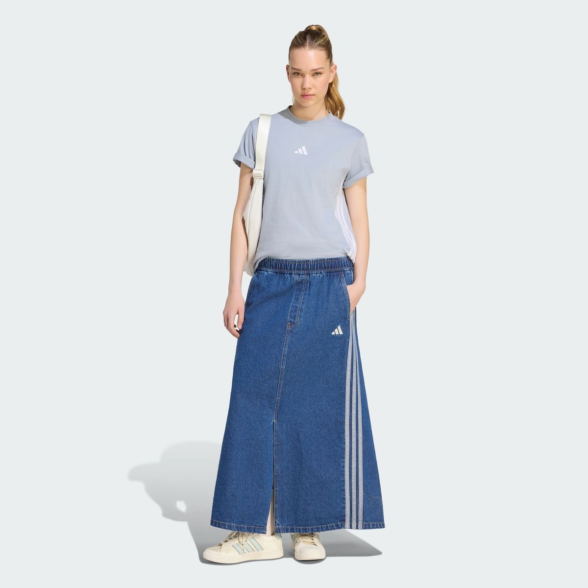 아디다스(ADIDAS) 스타디움 워시드 데님 루즈 핏 스커트 KV0621