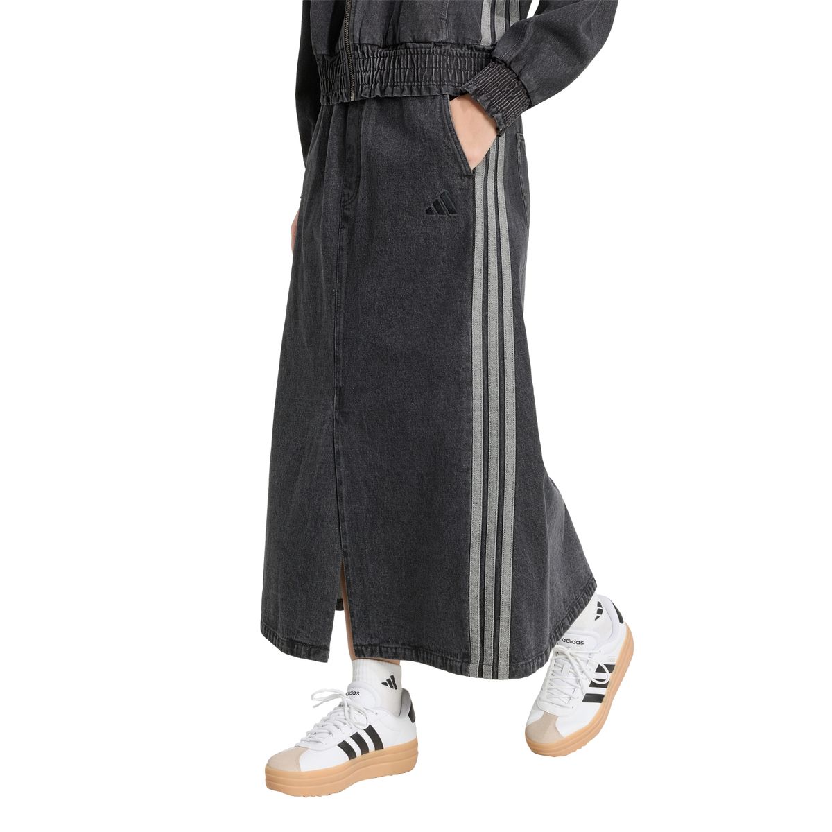 아디다스(ADIDAS) 스타디움 워시드 데님 루즈 핏 스커트 KV0623