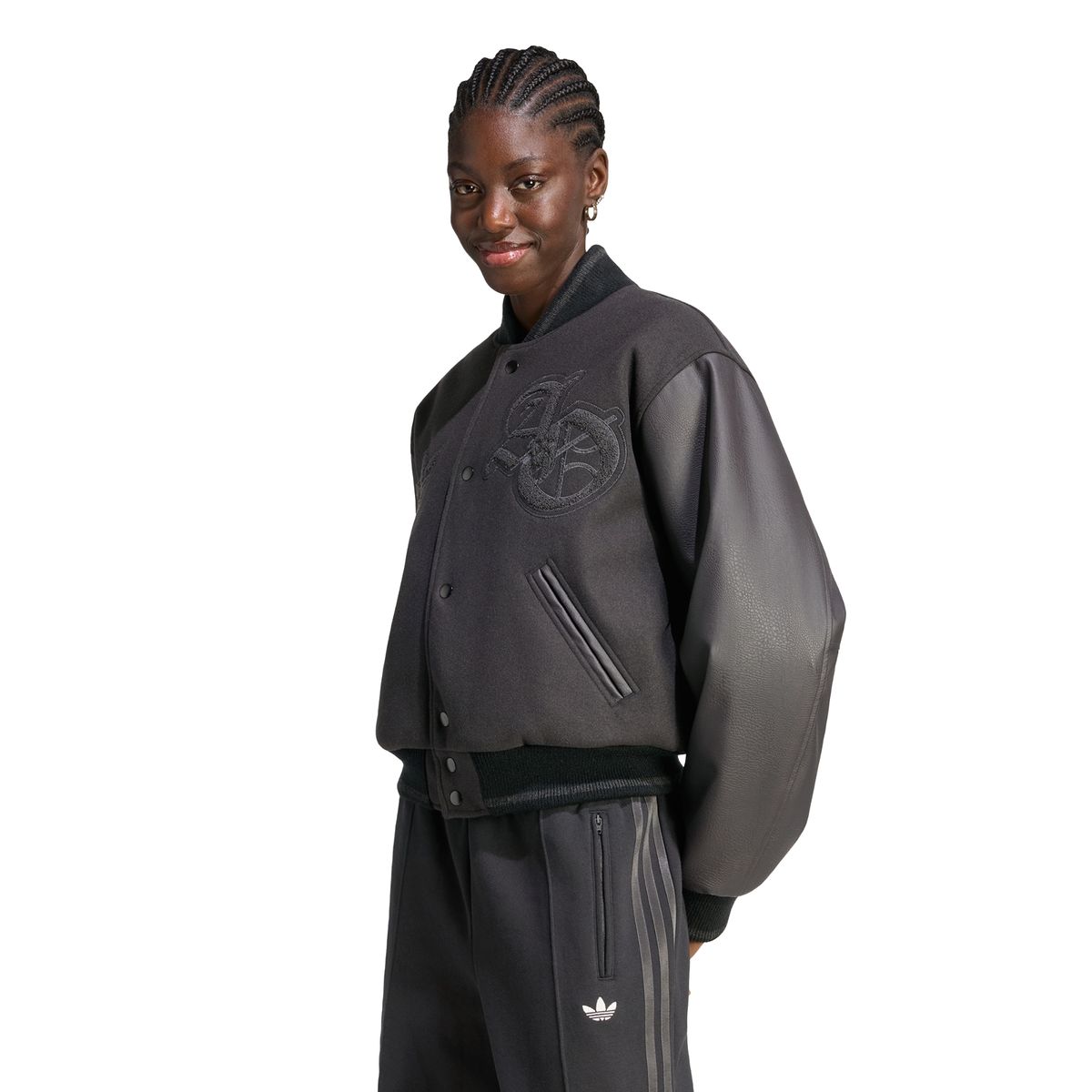 아디다스(ADIDAS) 바시티 재킷 KG6370