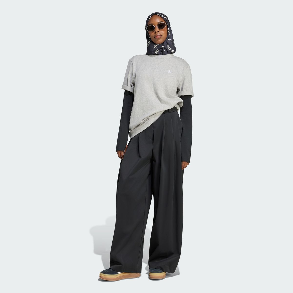 아디다스(ADIDAS) 플리츠 팬츠 KR9617