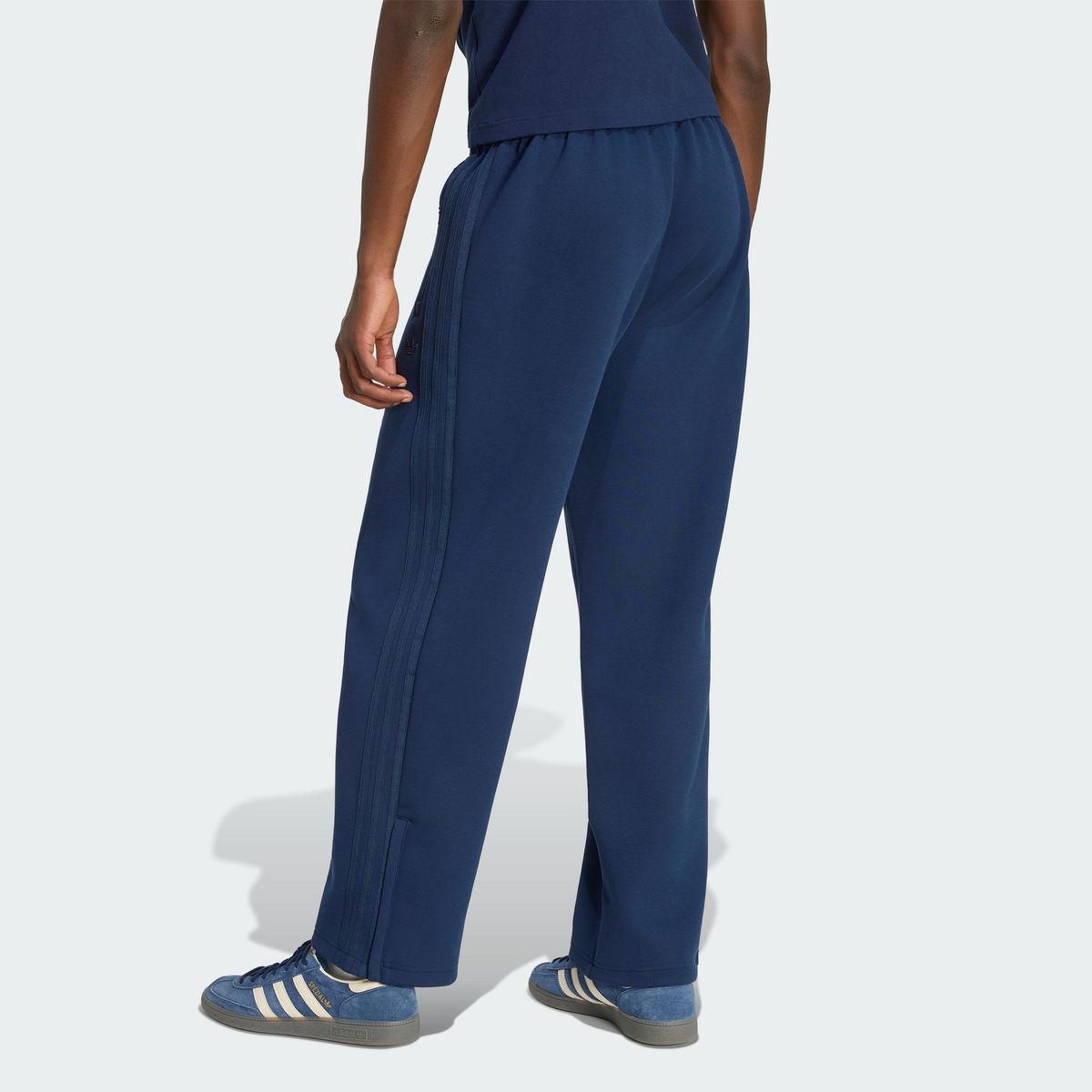 아디다스(ADIDAS) 베켄바우어 프리미엄 트랙 팬츠 KQ6974