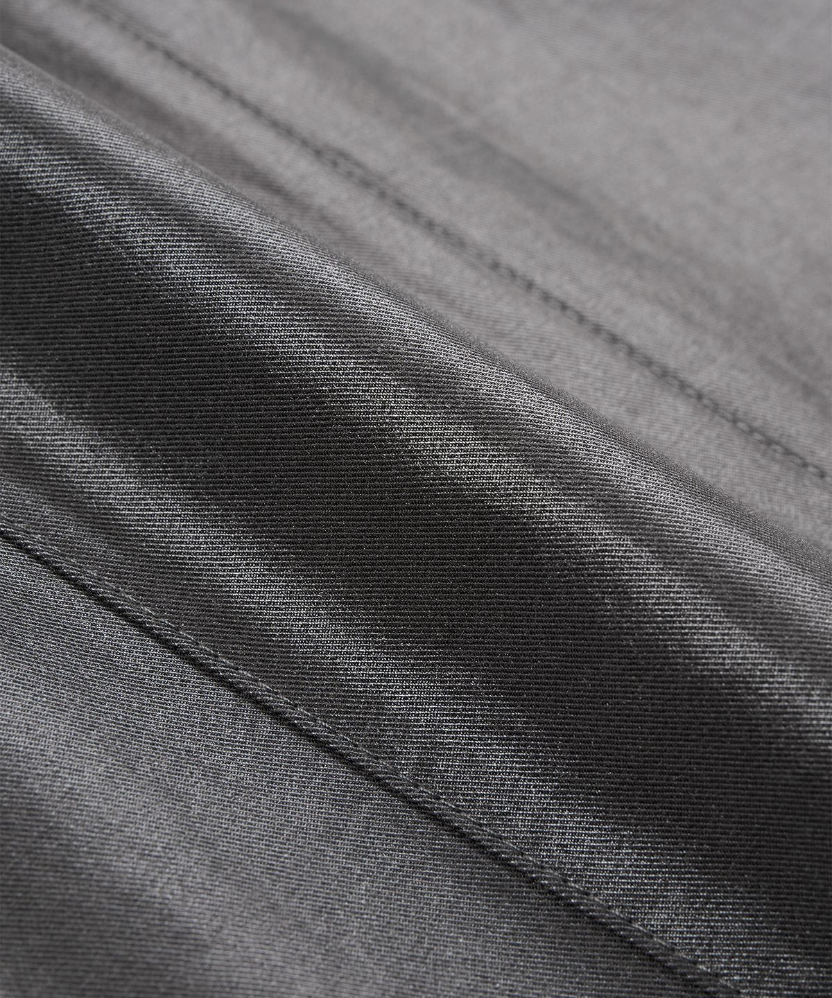 지제뮤지엄(ZIZEMUSEUM) SLIM PIN TUCK SHIRT(CHARCOAL)